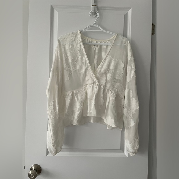 Aritzia Wilfred floral white peplum blouse - Picture 2 of 4